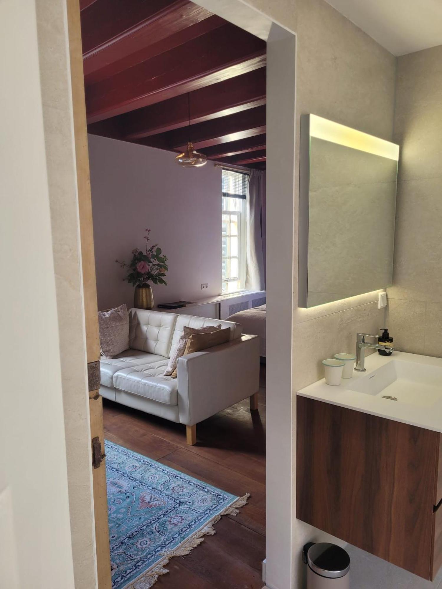 Het Waterhof Bed & Breakfast Leiden Bagian luar foto
